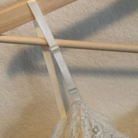 Vintage Vanity Fair Creamy White Slip       Size 34 - Picture 4 of 13